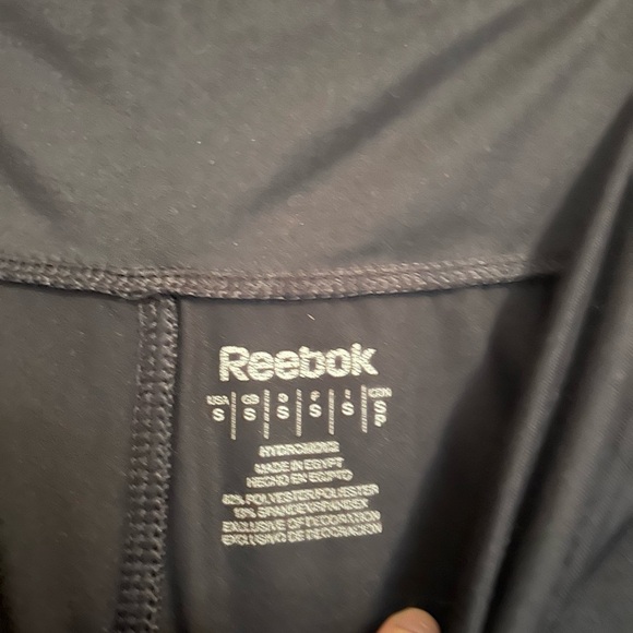 Reebok Black crop/capri flare legging - Picture 3 of 5